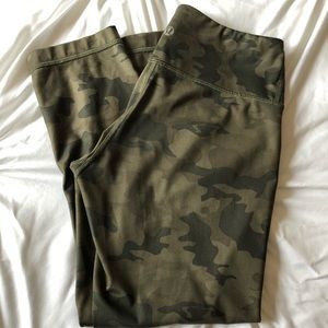 Green Camo Print Lululemon Crops